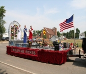 SaraParade 017